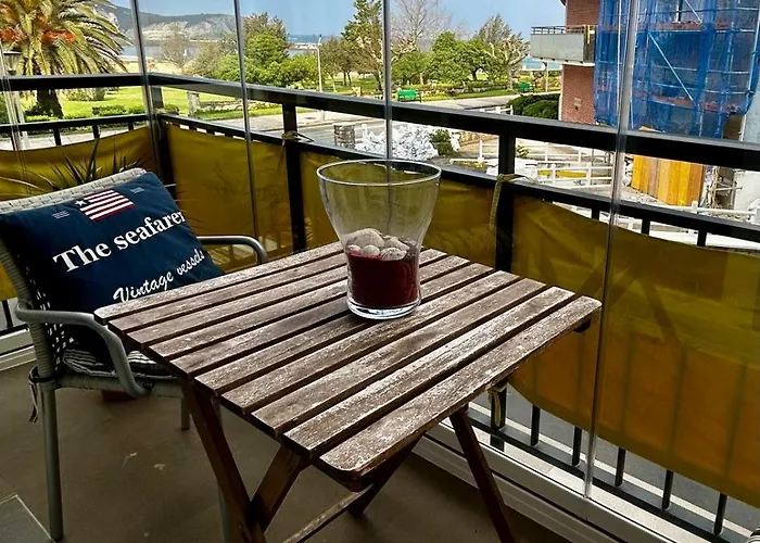 Playa De Plencia - Vistas A La Playa *