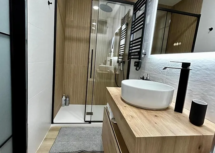 Playa De Plencia - Vistas A La Playa